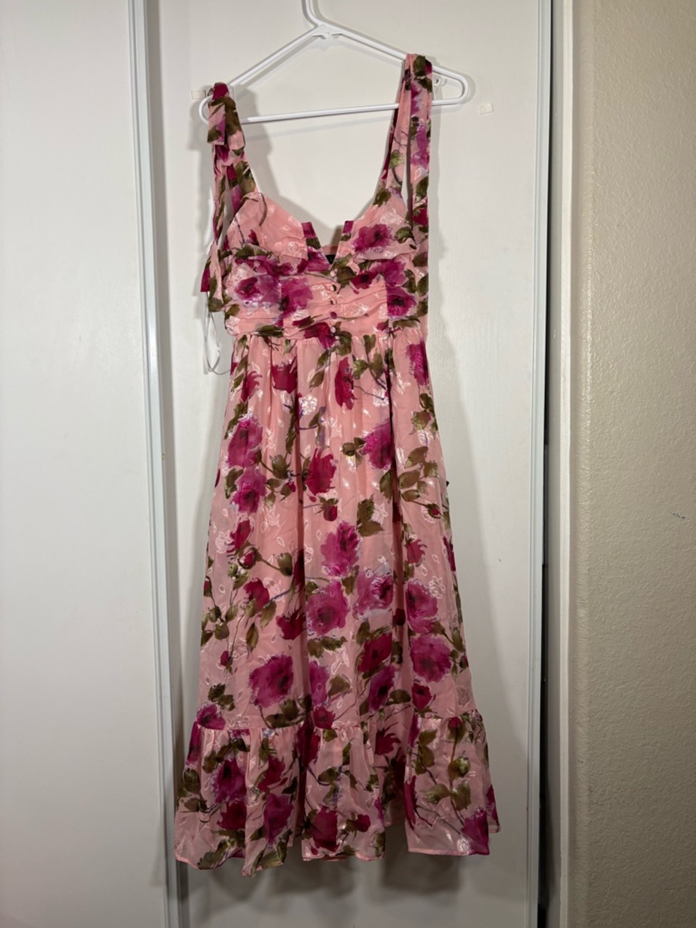 Lulus Lush Loveliness Pink Floral Jacquard Tie-Strap Midi‎ Dress Size S NWT - Picture 3 of 8